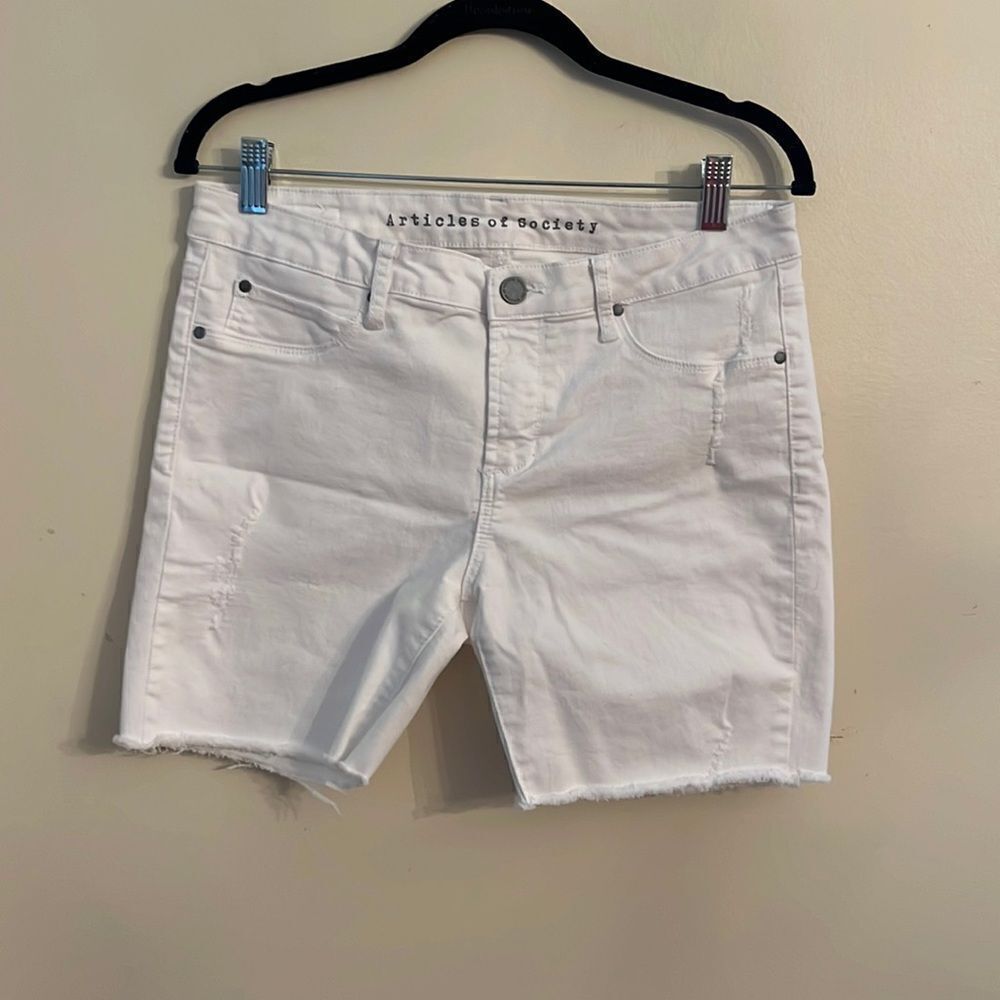 Articles of Society White Distressed Short